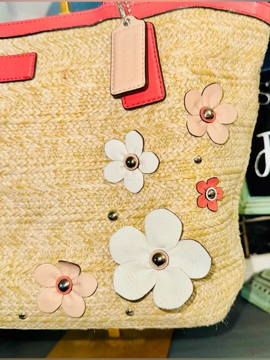 Coach Straw Leather Flower Appliqué Tote Handbag F29861 - 2013 Salmon Beige EUC - Picture 10 of 14